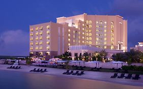 Traders Hotel, Abu Dhabi